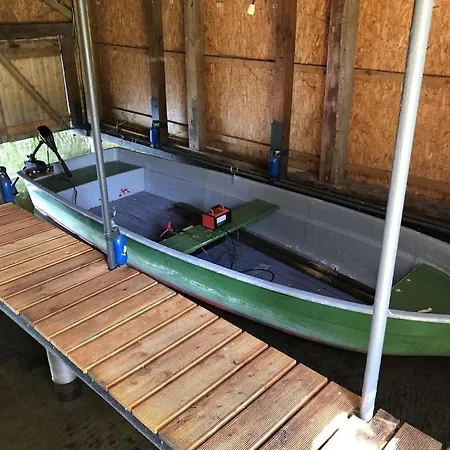 Lena's Comfortable Wustrow (Mecklenburg-Strelitz)